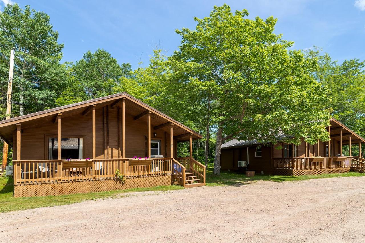Ingonish Chalets ภายนอก รูปภาพ